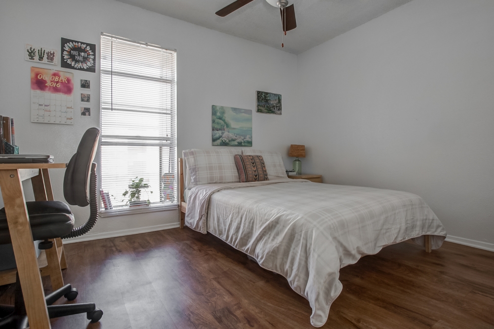 Castle Arms Apartments, 3121 Speedway #211 Austin, Texas