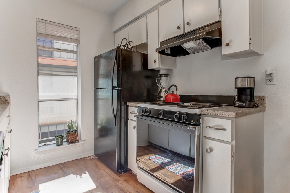 Castle Arms Apartments, 3121 Speedway #211 Austin, Texas