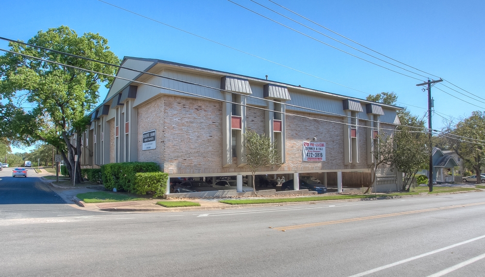 Castle Arms Apartments, 3121 Speedway #211 Austin, Texas