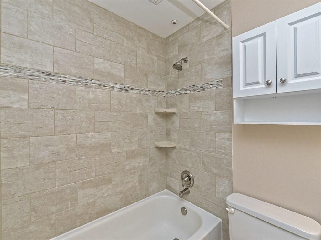 114 E 31st St #204 Austin, Texas 78705
