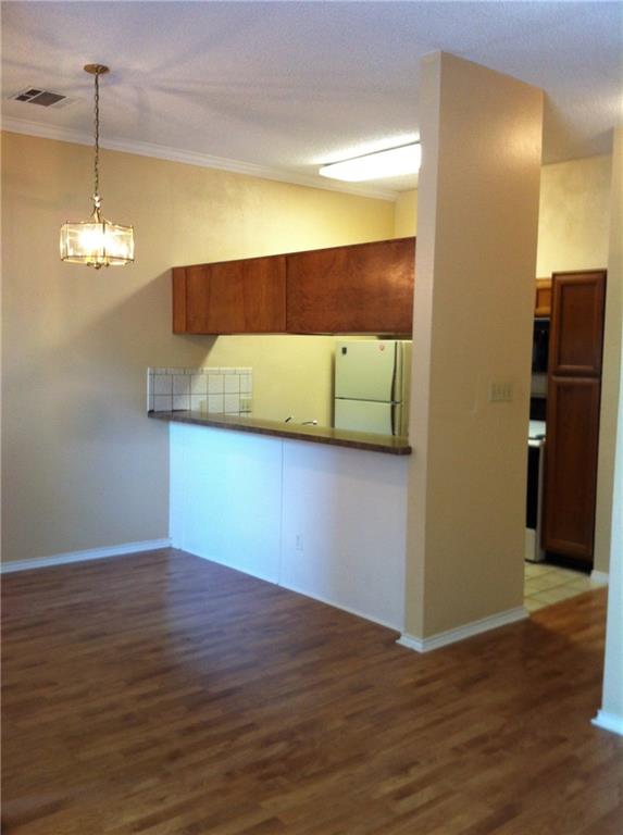 2802 Nueces St #208 Austin, Texas 78705