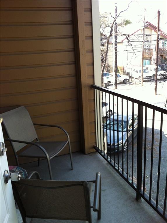 2802 Nueces St #208 Austin, Texas 78705