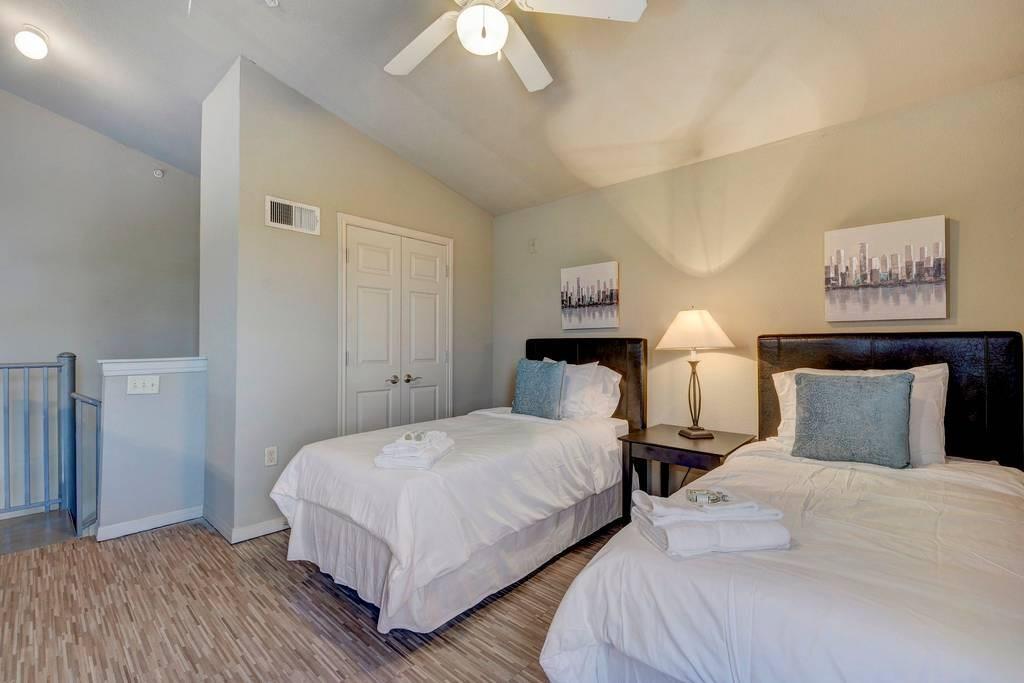 2515 Pearl St #103 Austin, Texas 78705