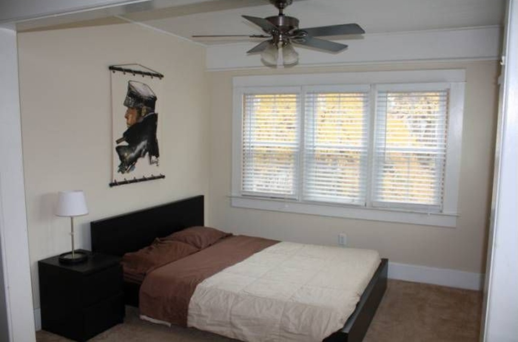 901 W 22nd St #211 Austin, Texas 78705