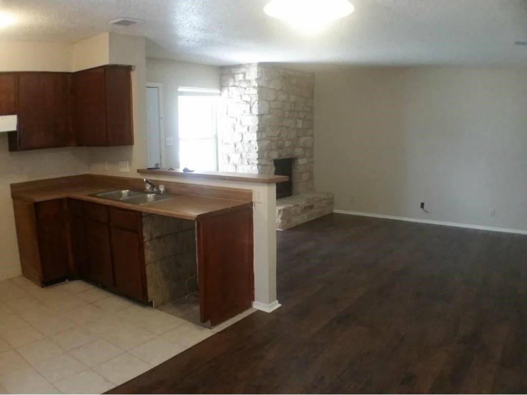 823 Taulbee Ln. Apt D Austin, Texas 78757