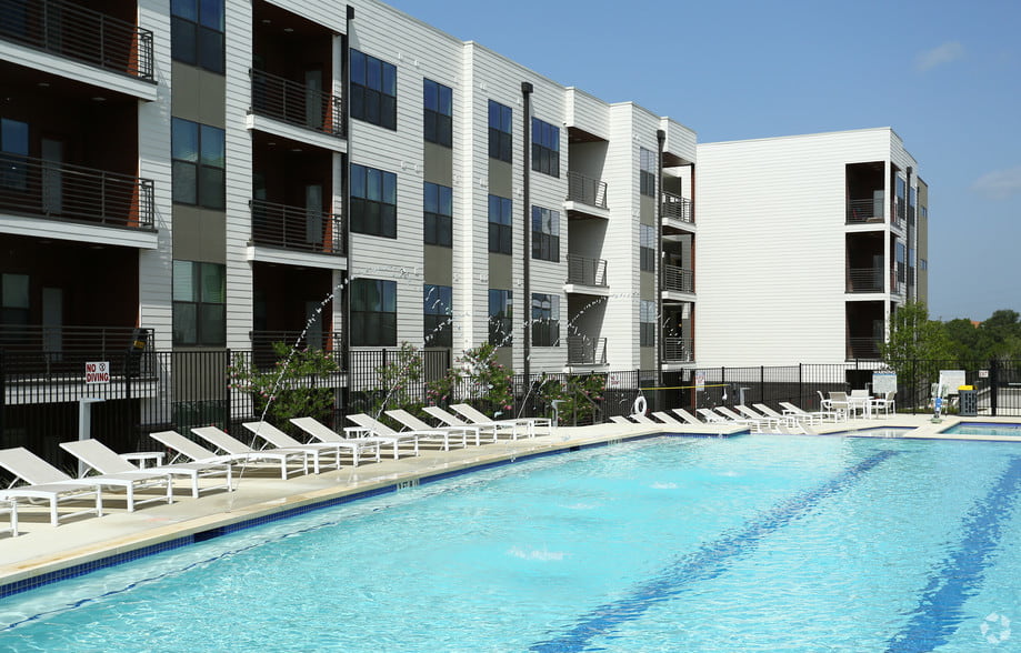 7330 Bluff Springs Rd Austin, Texas 78744