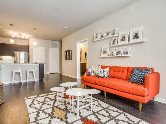 7330 Bluff Springs Rd Austin, Texas 78744