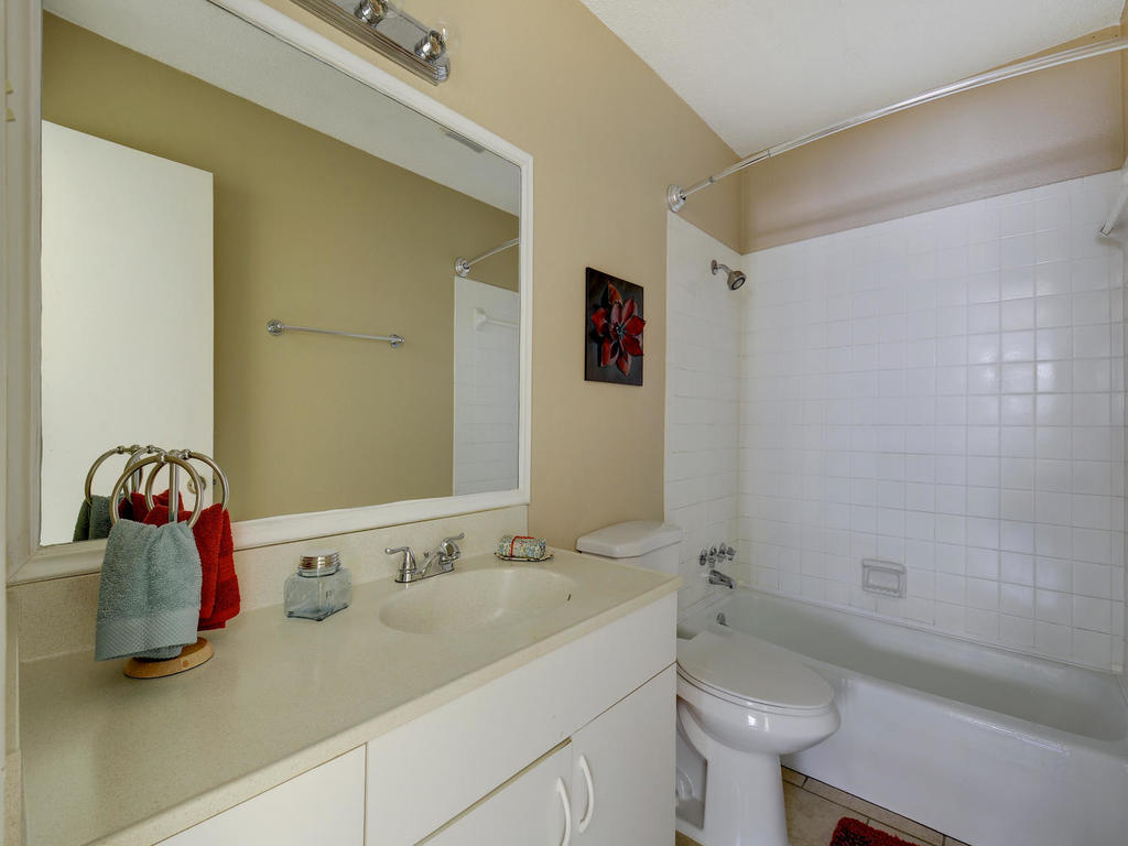 3406 Willowrun Cv #C Austin, Texas 78704