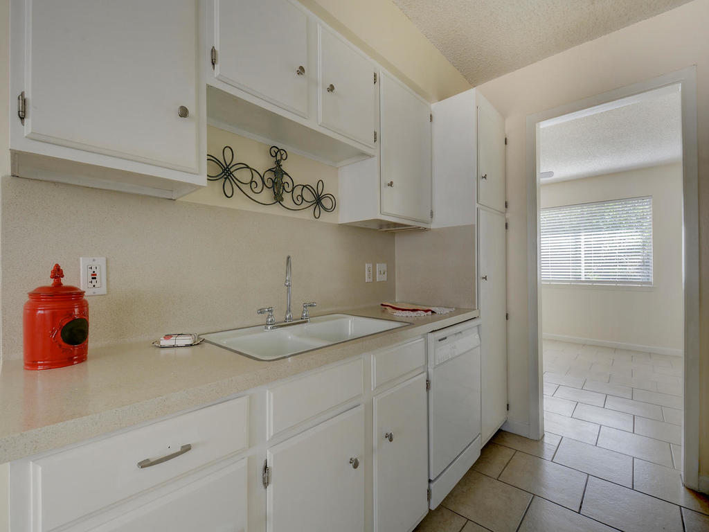 3406 Willowrun Cv #C Austin, Texas 78704