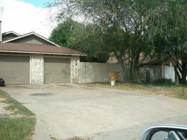 908 Bird Creek #B Austin, Texas 78758