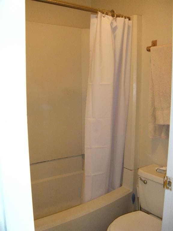 2206 Nueces #111 Austin, Texas 78705