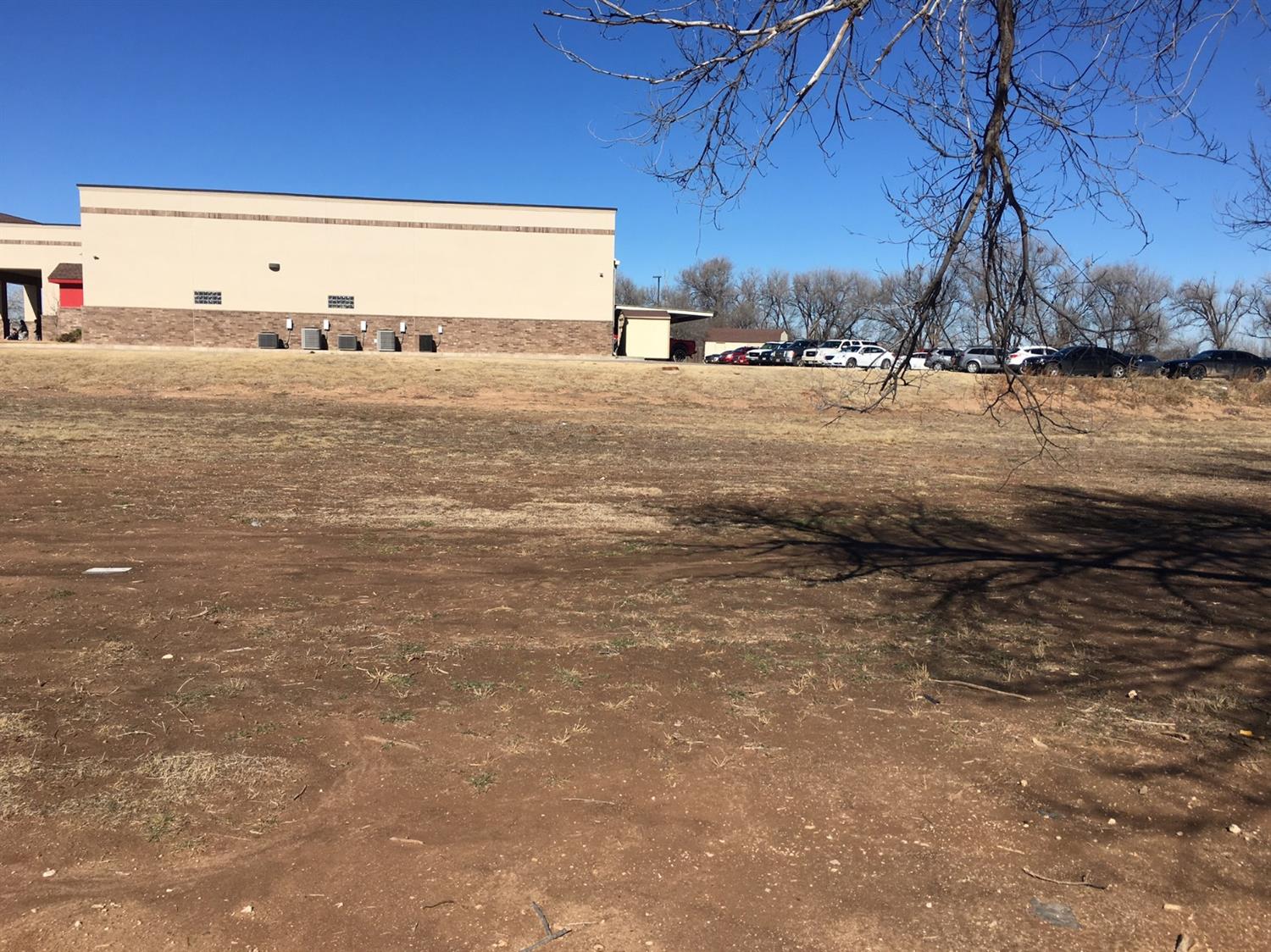 1802 Quincy Plainview, TX 79072