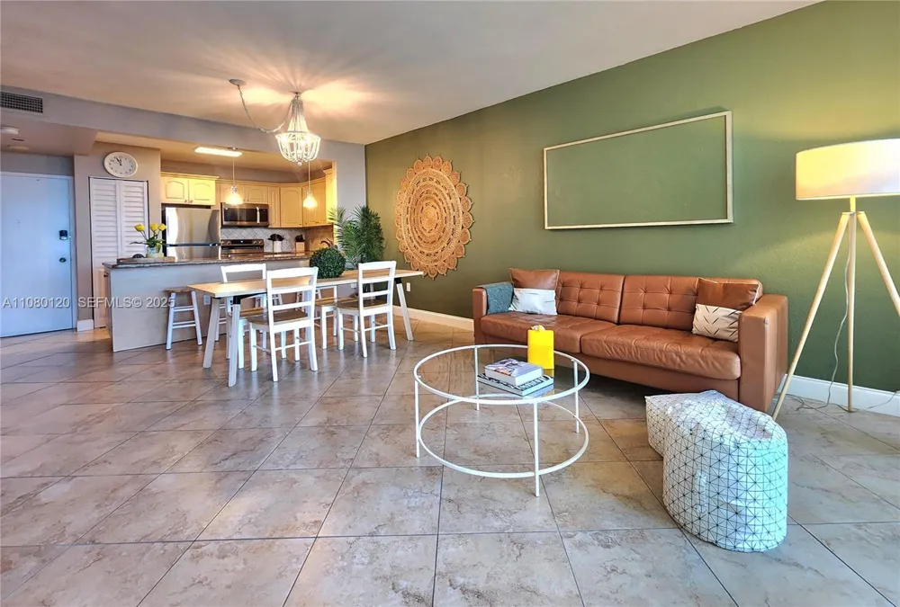 3505 S Ocean Dr #407 Hollywood, FL 33019
