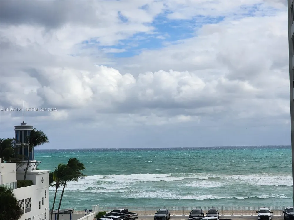 3505 S Ocean Dr #407 Hollywood, FL 33019