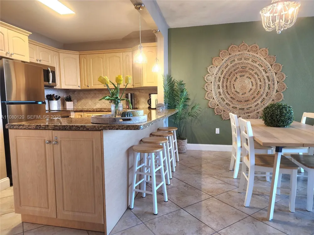 3505 S Ocean Dr #407 Hollywood, FL 33019