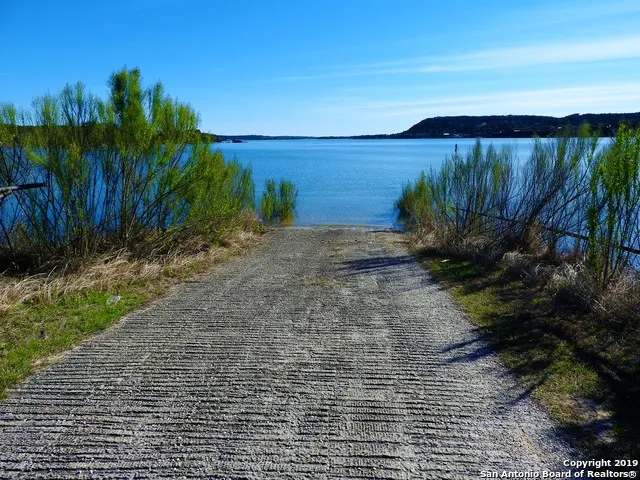 TBD Harbour Crest Lakehills, TX 78063