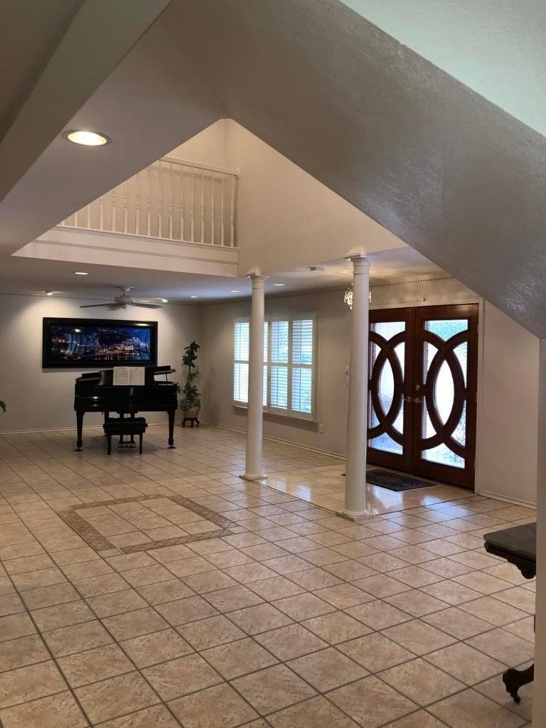 400 Mesa Circle Plainview, TX 79072