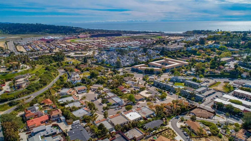 816 Viva Court Solana Beach, CA 92075