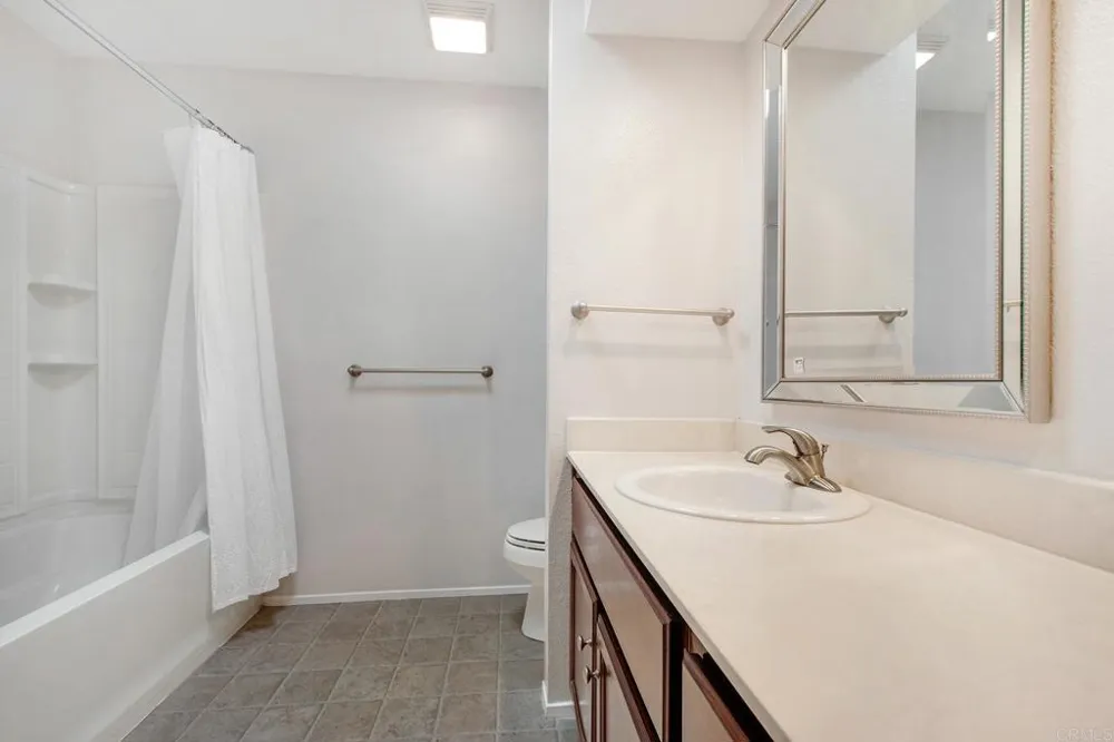 816 Viva Court Solana Beach, CA 92075