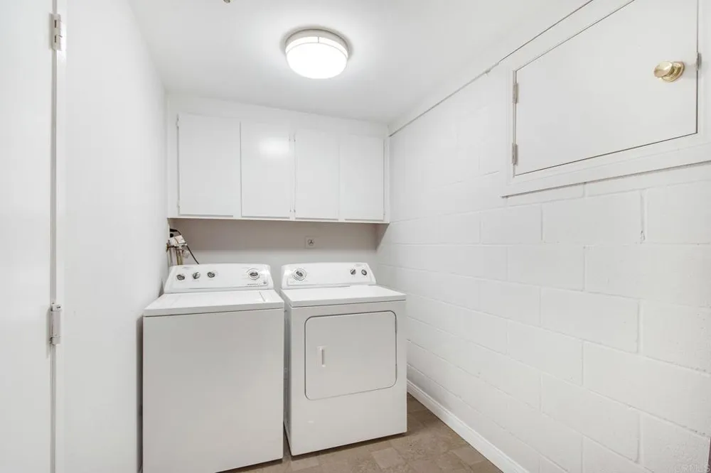 816 Viva Court Solana Beach, CA 92075