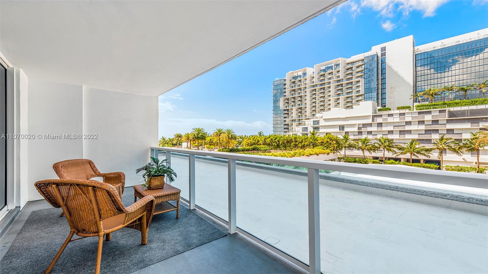 2301 Collins Ave #301 Miami Beach, FL 33139