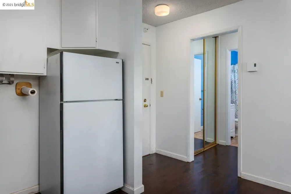 8 Captain Drive #E363 Emeryville, CA 94608