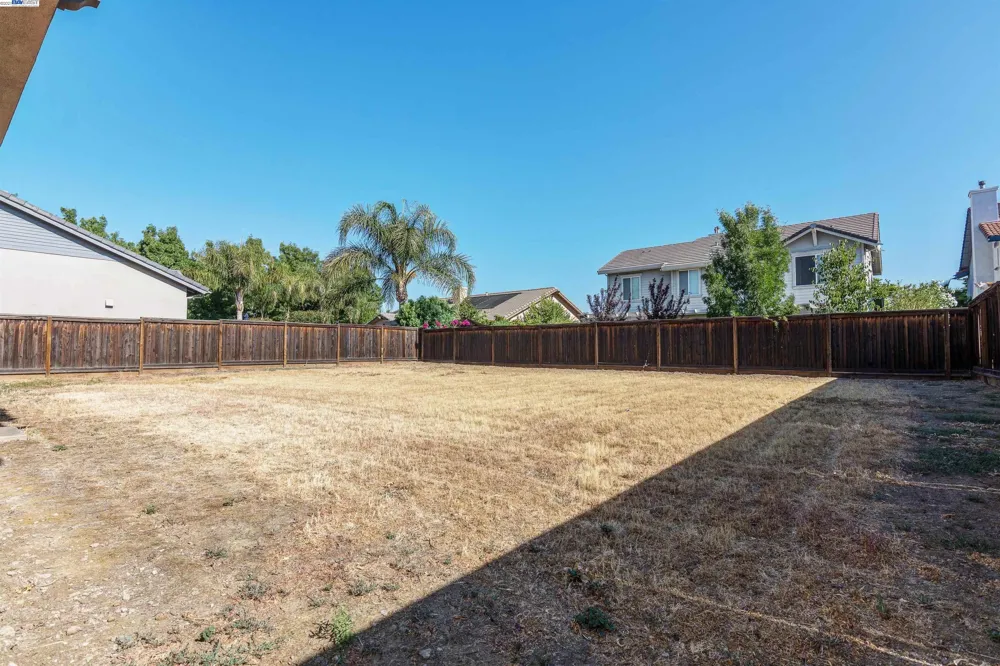 657 Ray St Brentwood, CA 94513