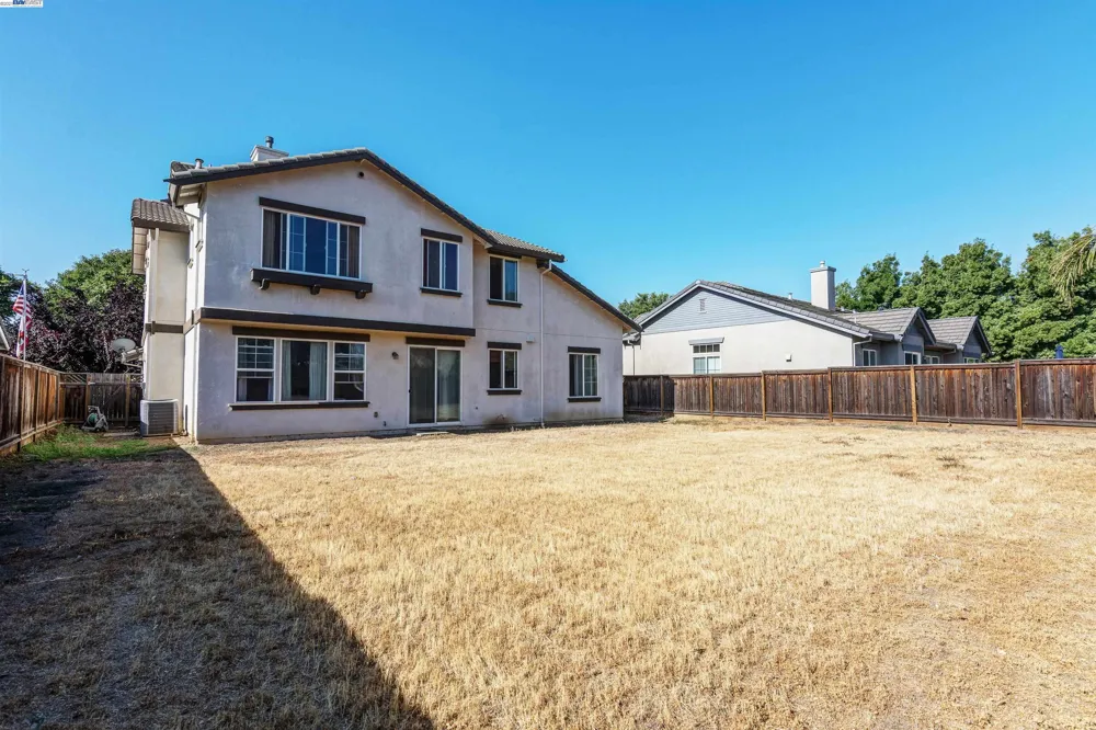 657 Ray St Brentwood, CA 94513