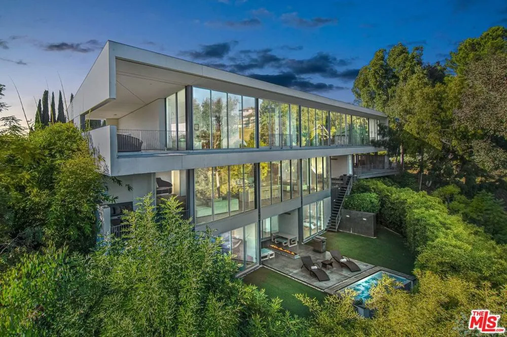 2500 BRIARCREST ROAD Beverly Hills, CA 90210