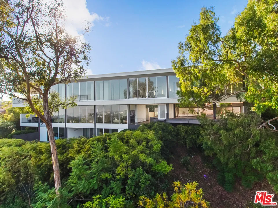 2500 BRIARCREST ROAD Beverly Hills, CA 90210