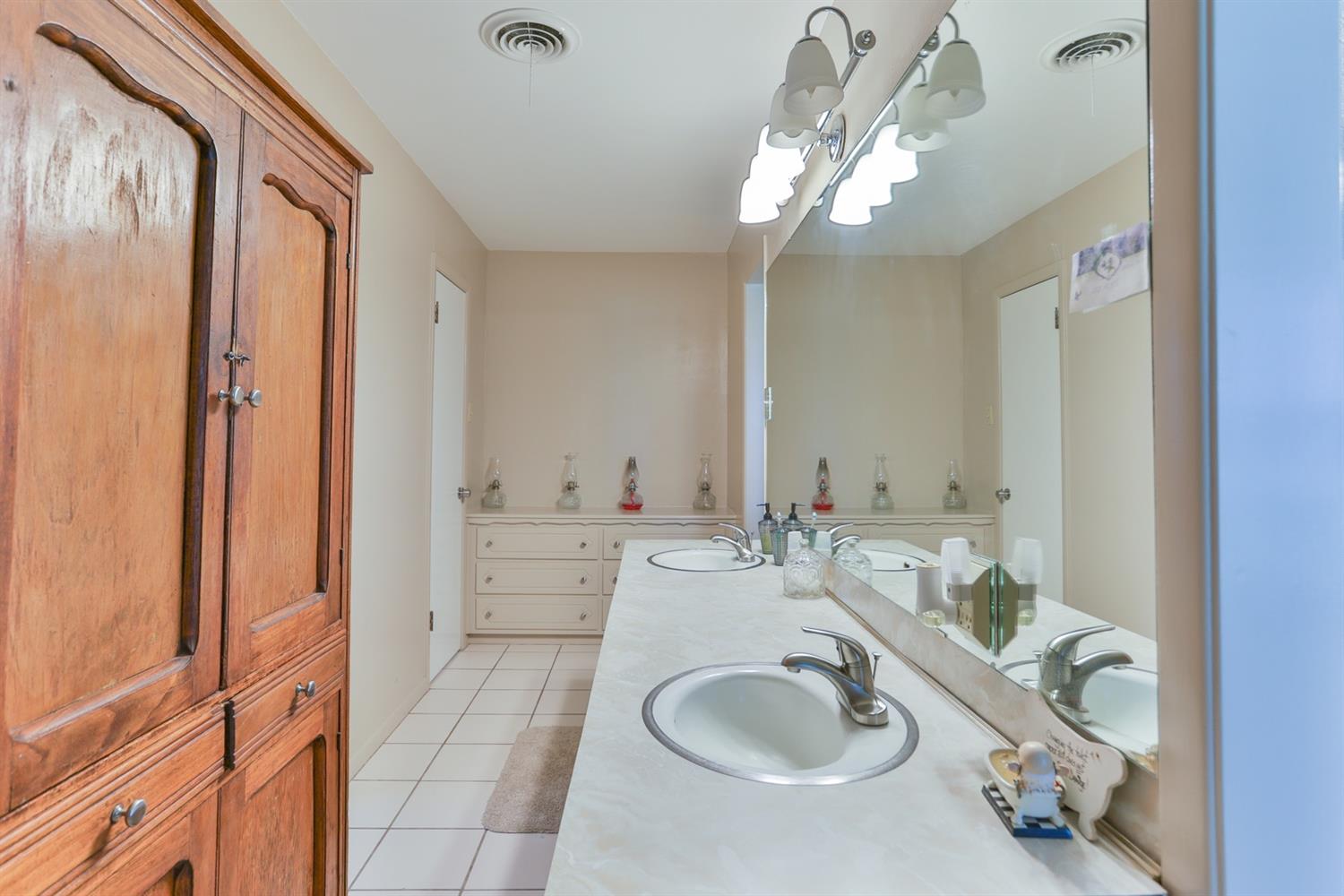 1912 Towle Park Road Snyder, TX 79549