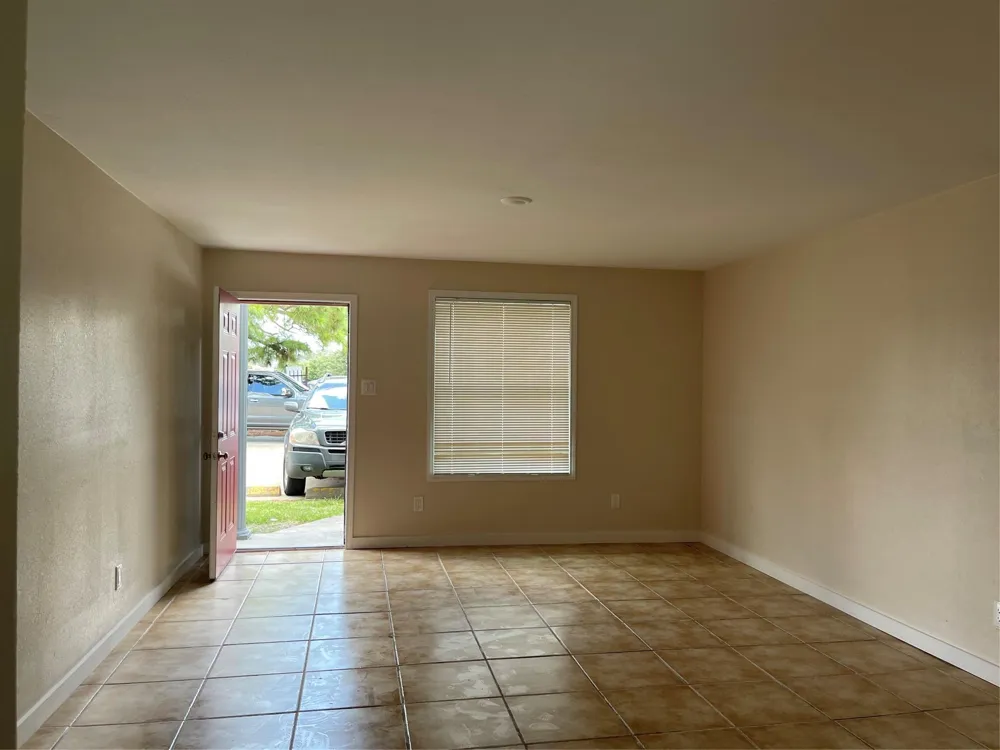 703 Barren Springs Drive #C Houston, TX 77090
