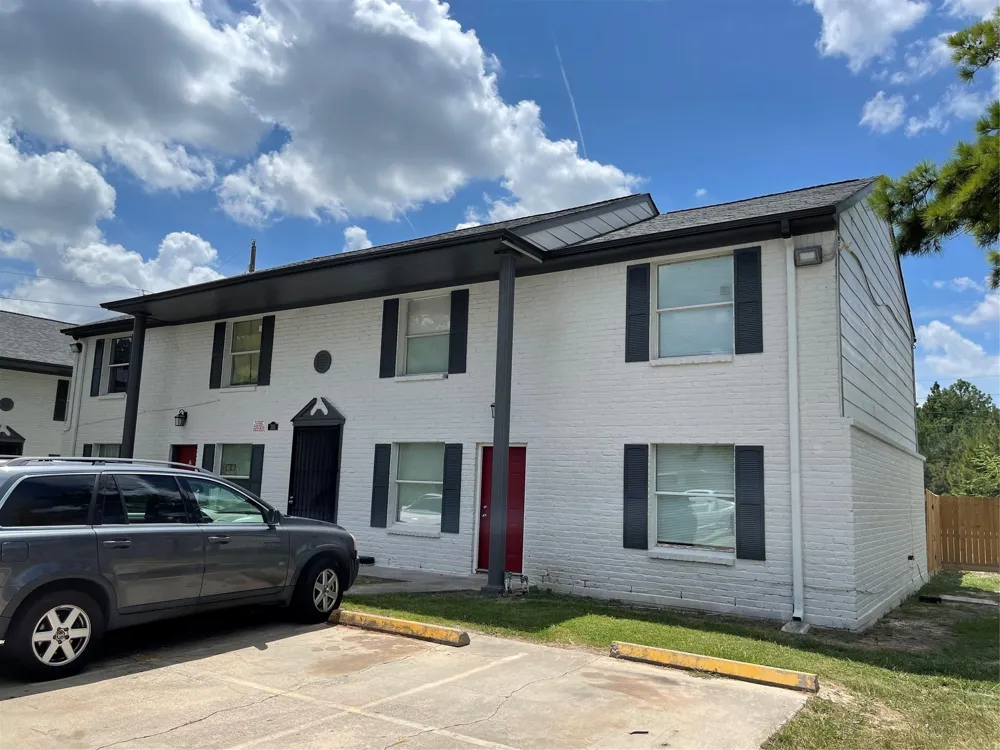 703 Barren Springs Drive #C Houston, TX 77090
