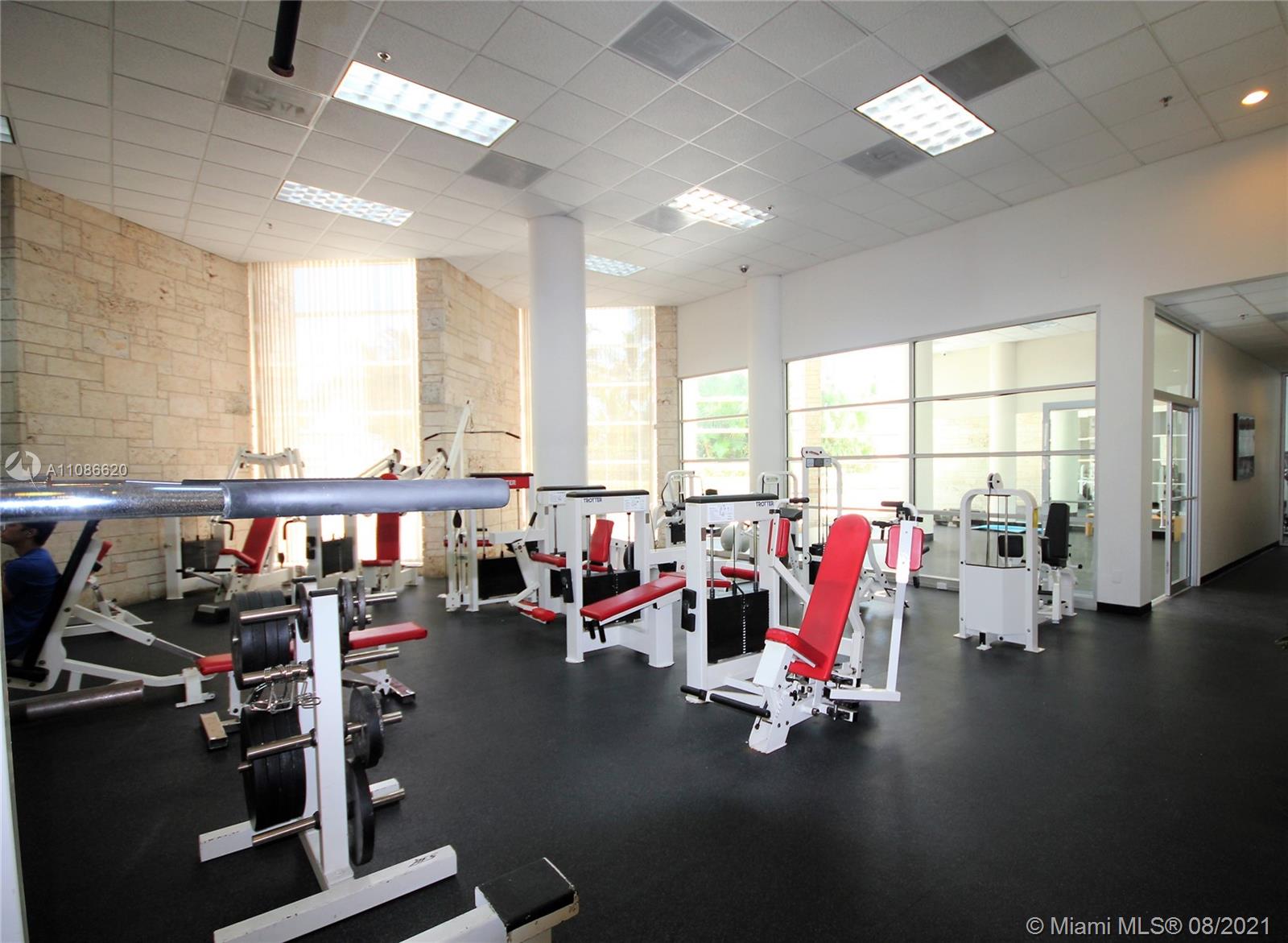 5151 COLLINS AV #1030 Miami Beach, FL 33140