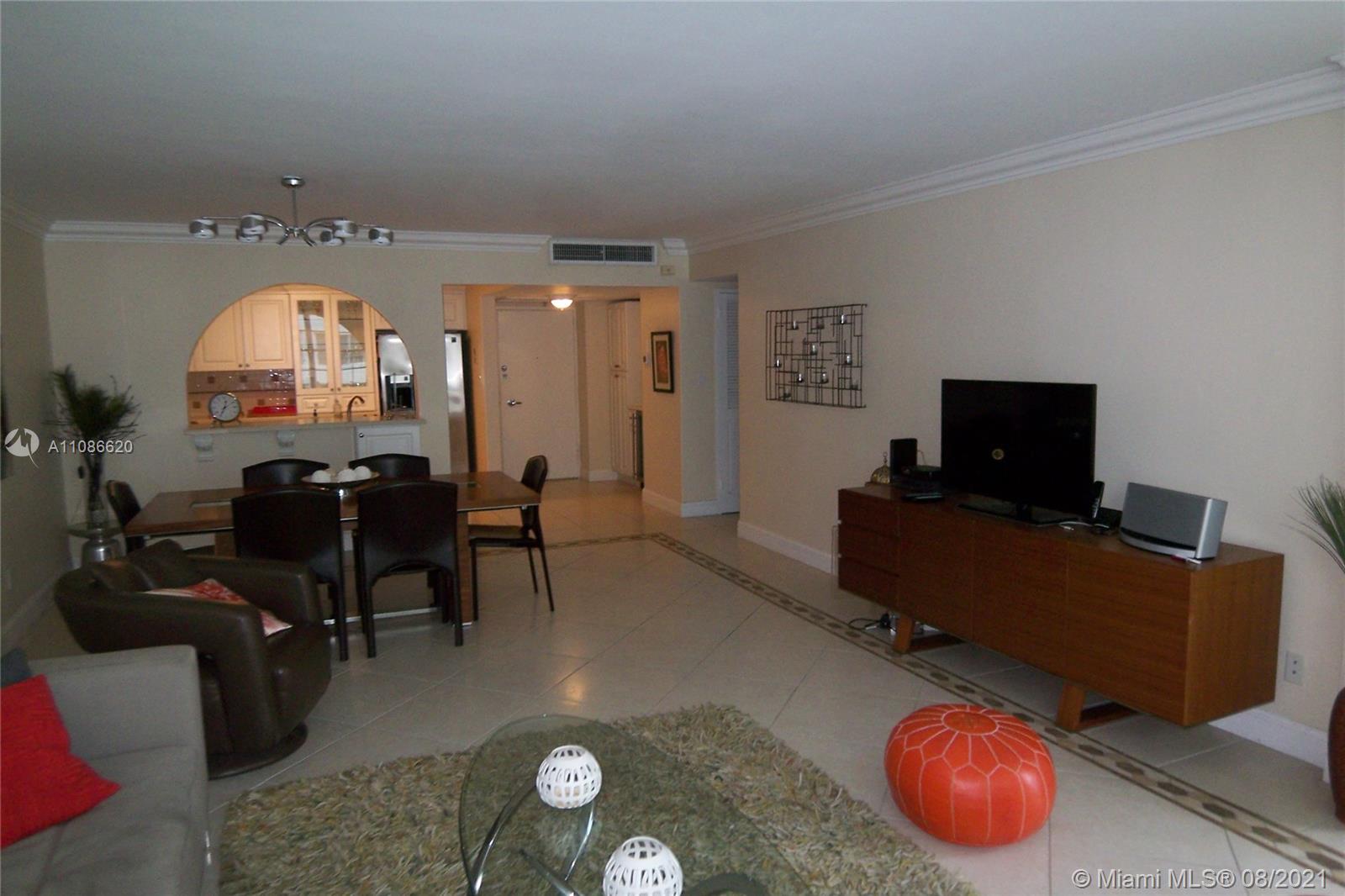5151 COLLINS AV #1030 Miami Beach, FL 33140