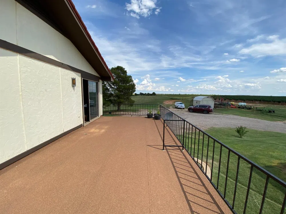 1718 Old Lamesa Highway Brownfield, TX 79316