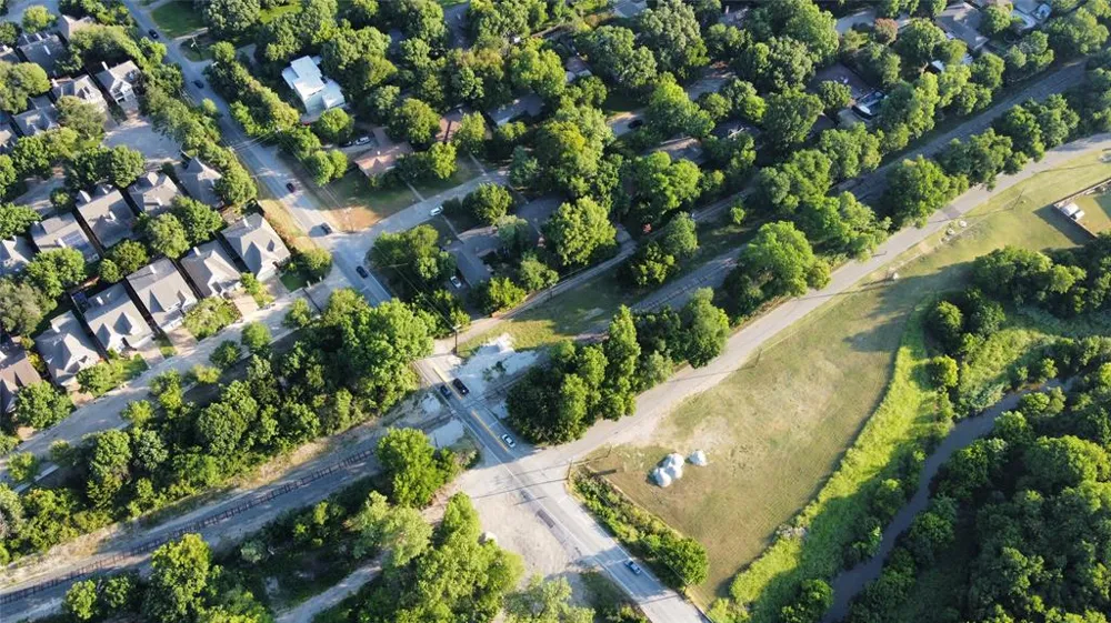 8040 Barbaree Boulevard Dallas, TX 75228