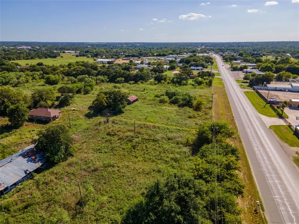 1866 E Washington Street Stephenville, TX 76401