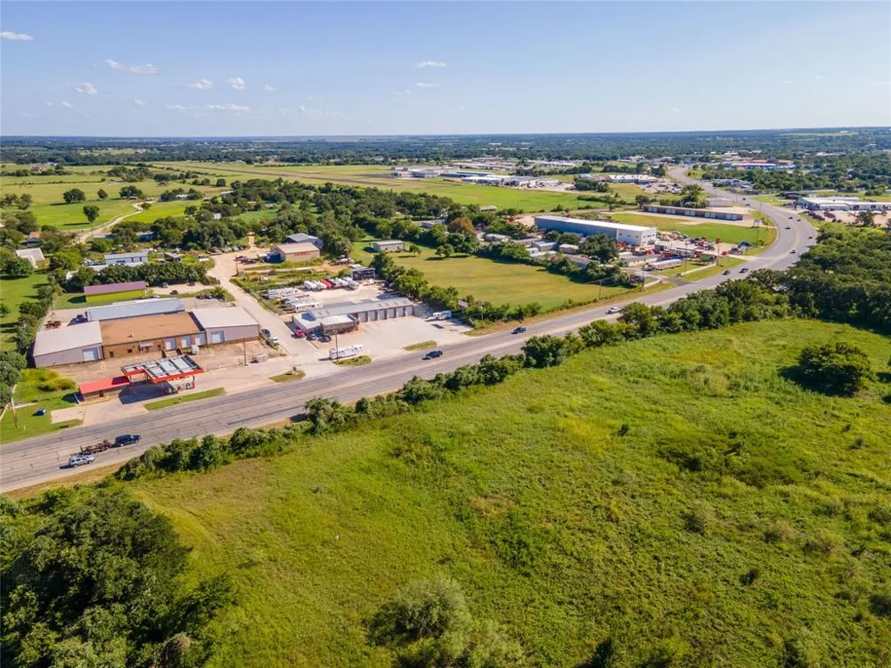 1866 E Washington Street Stephenville, TX 76401