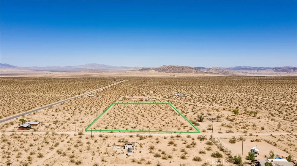5500 Manzanita Drive Johnson Valley, CA 92285