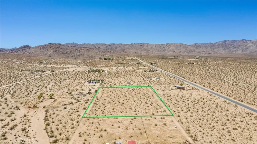 5500 Manzanita Drive Johnson Valley, CA 92285
