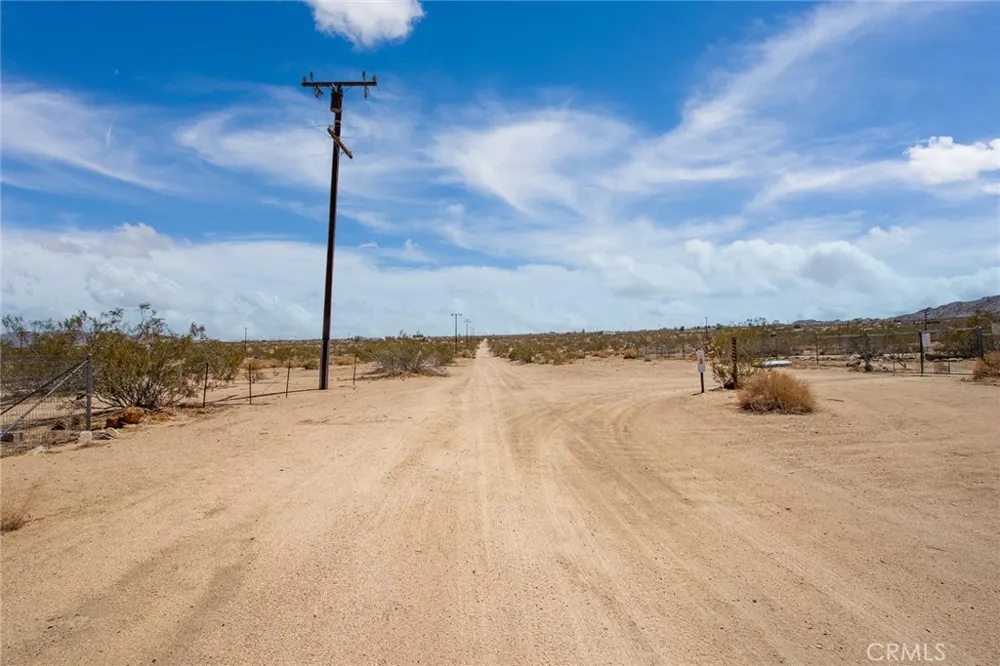 5500 Manzanita Drive Johnson Valley, CA 92285