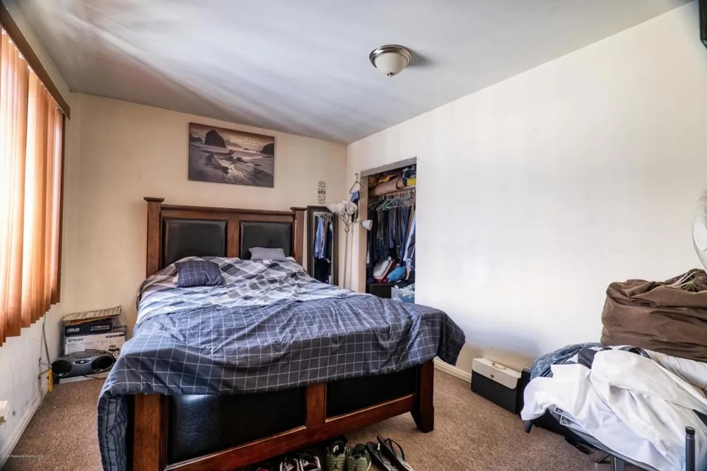 11415 Link Street Los Angeles, CA 90061
