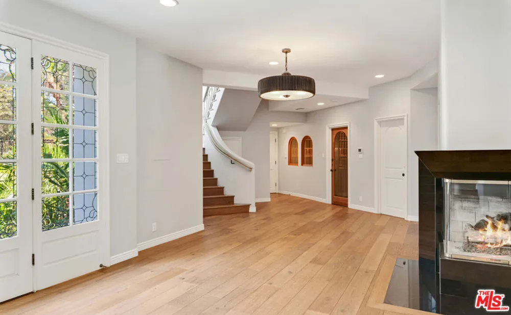 28899 Cliffside Drive Malibu, CA 90265