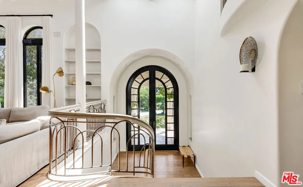 28899 Cliffside Drive Malibu, CA 90265