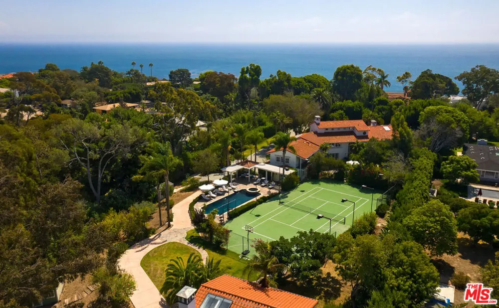 28899 Cliffside Drive Malibu, CA 90265