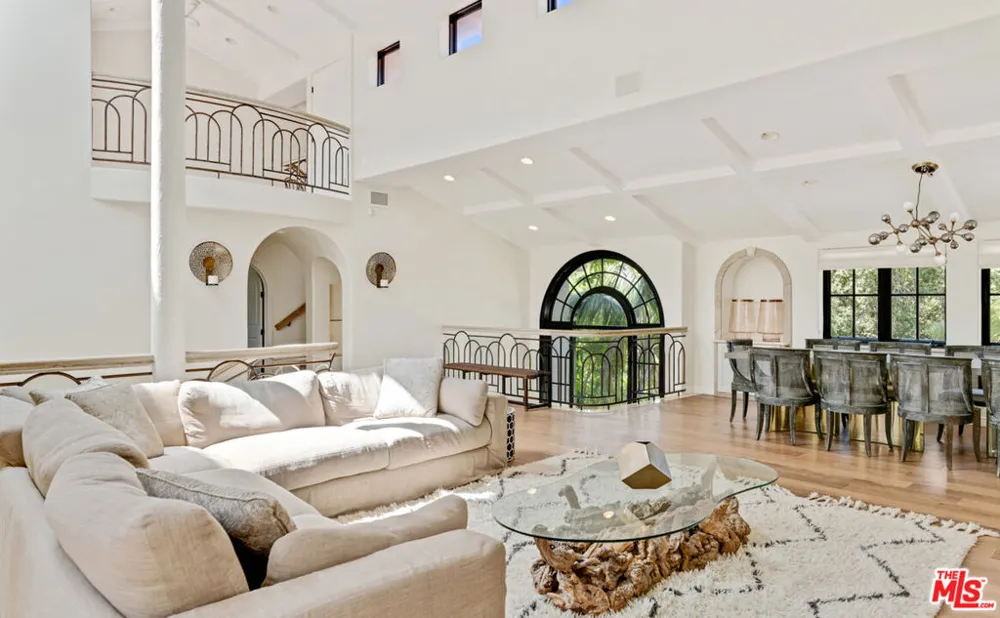 28899 Cliffside Drive Malibu, CA 90265