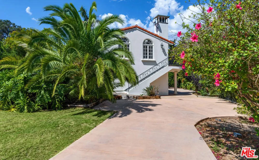 28899 Cliffside Drive Malibu, CA 90265