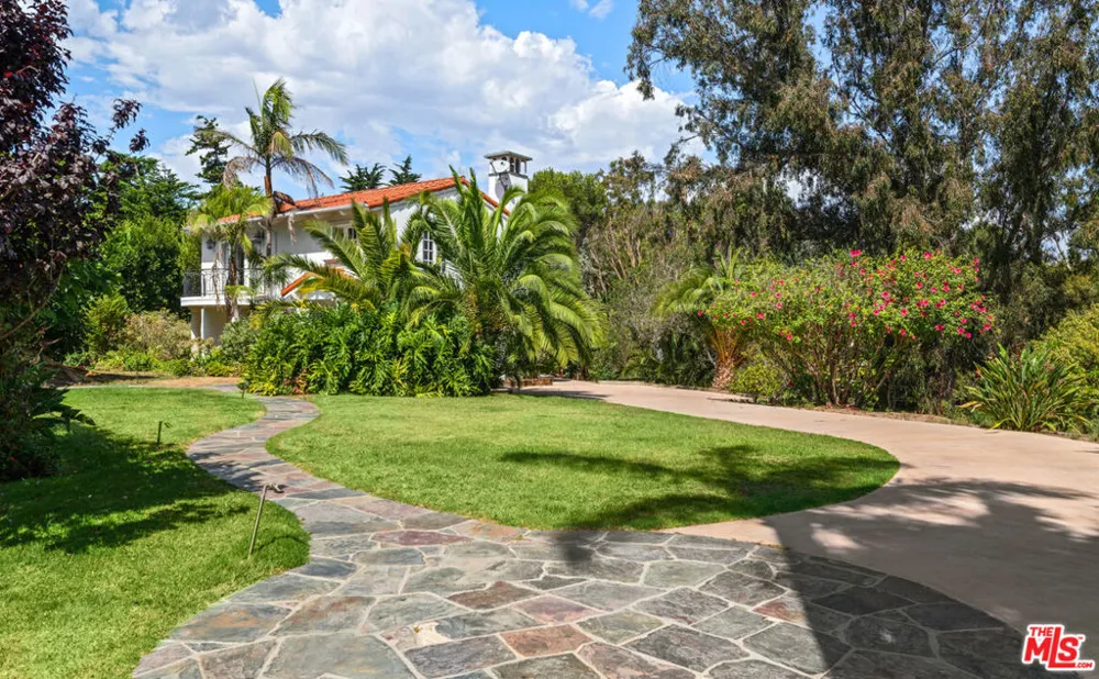 28899 Cliffside Drive Malibu, CA 90265