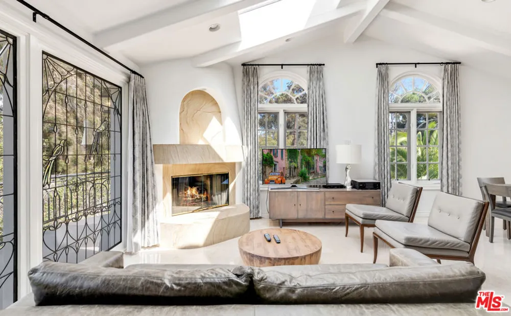 28899 Cliffside Drive Malibu, CA 90265
